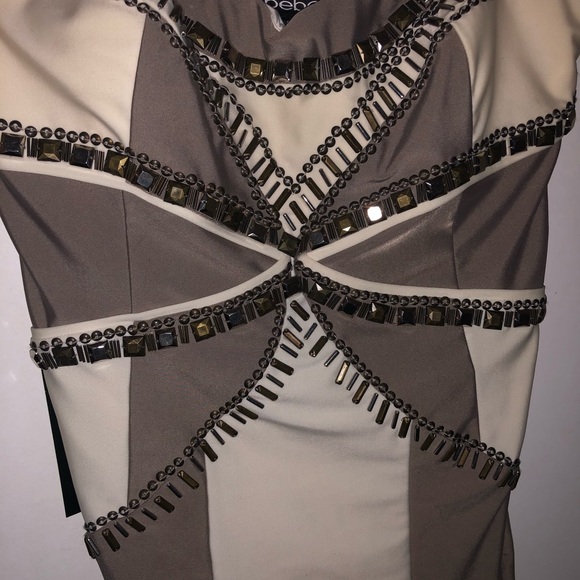 Bebe Dress - Picture 3 of 8